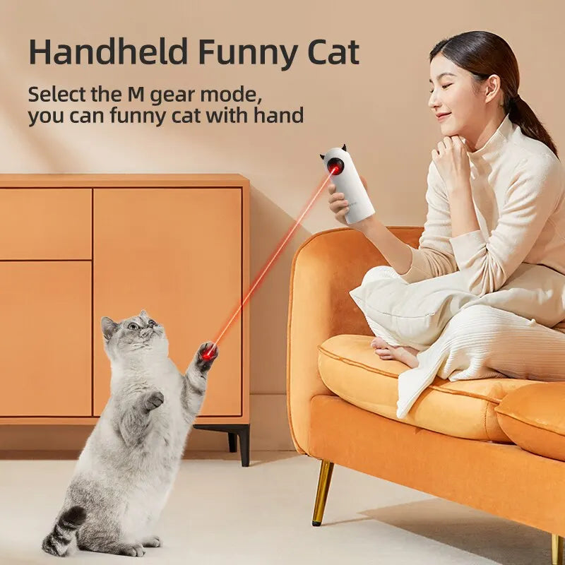 Detalhe do sensor de movimento do brinquedo laser para pets
